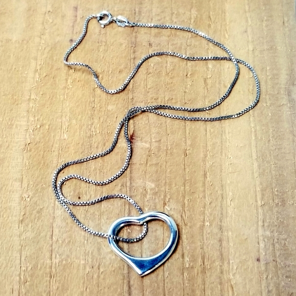 Sterling Silver Freeform Heart Pendant Necklace - Picture 5 of 11